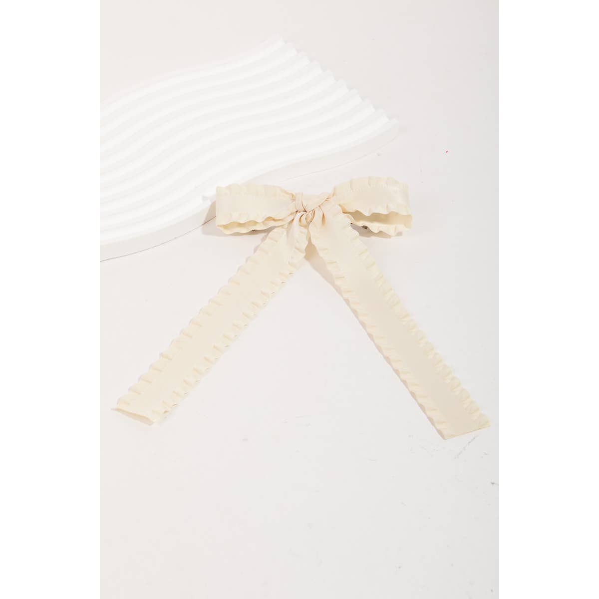 Wavy Bow Tail Hair Clip Ivory