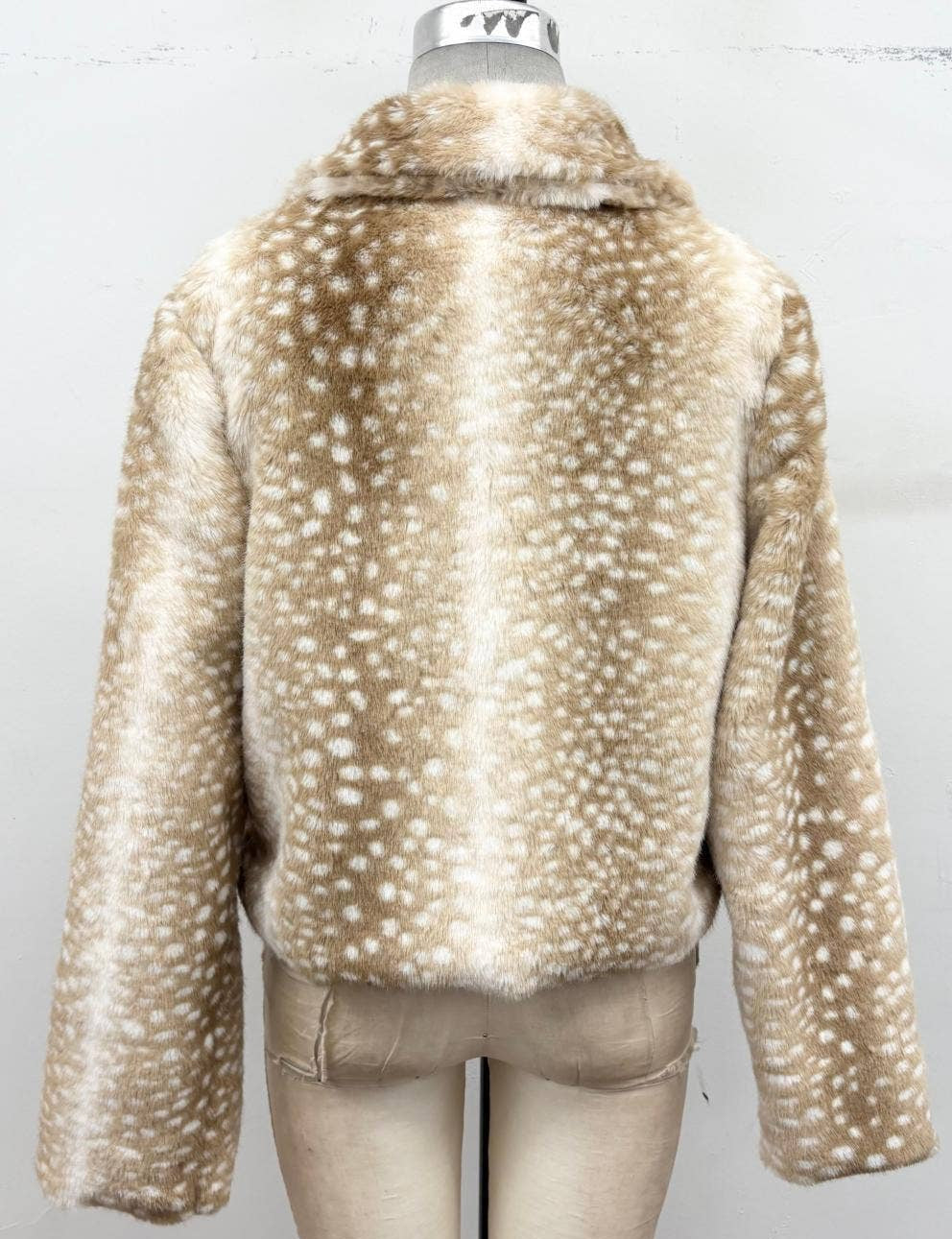 Spotted Faux Fur Cropped Jacket